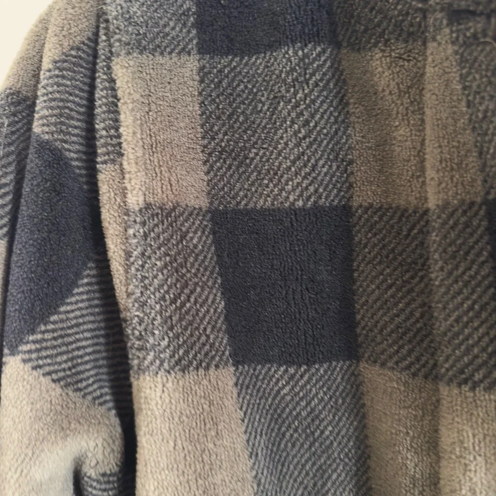 Tucker Tate Kids Sleepwear Robe‎ Buffalo Plaid Fleece Hooded Tie Belt Size 5/6